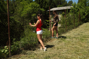 Iwia, Susan Ayn in Frisbee