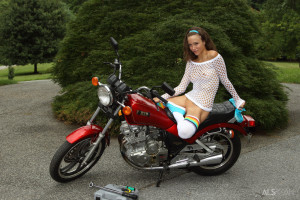 Malena Morgan in Grease Monkey