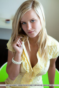 MetArt model Miela A in Divertido by Koenart