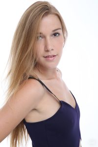 CASTING Alexis Crystal