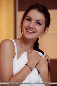 MetArt model Iva in Aqeri by Albert Varin